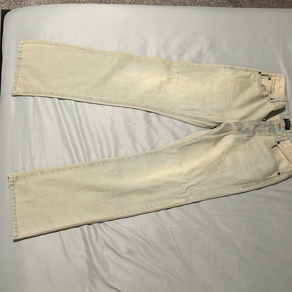 BOOHOOMAN flared denim, acid washed. (Barely used)
